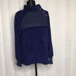 Women’s fleece sweater blue size large